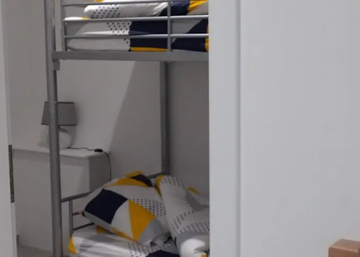 Blue House * Rainville